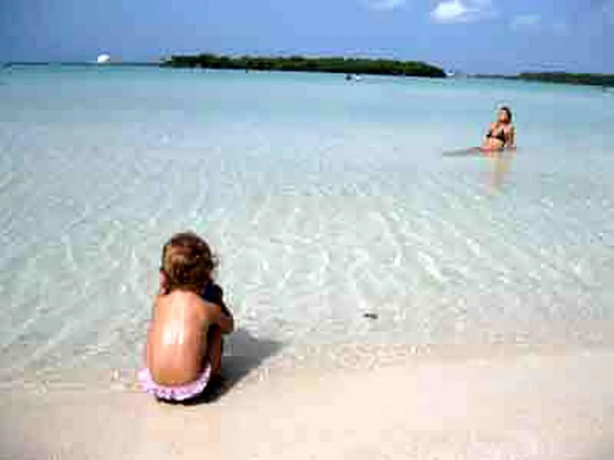 Condo Carla Boca Chica 2*,