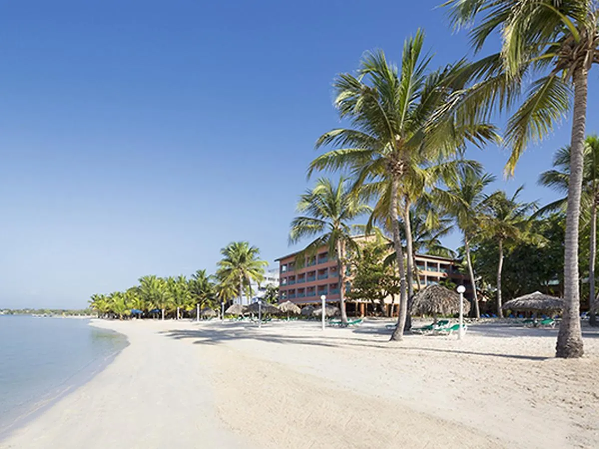 Condo Carla Boca Chica Aparthotel